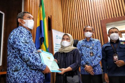 Bantuan Satgas Anti Rentenir (Humas_Syahda) 1
